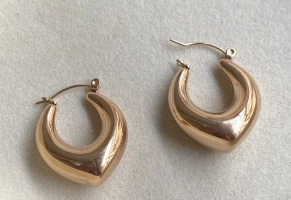 Anti tarnish U-Shaped Thick Small Hoop Earrings