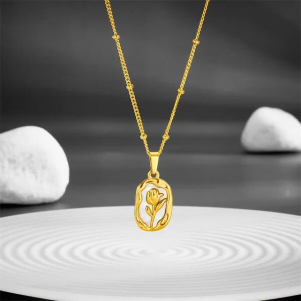 18 k Gold plated mother of pearl anti tarnish necklace