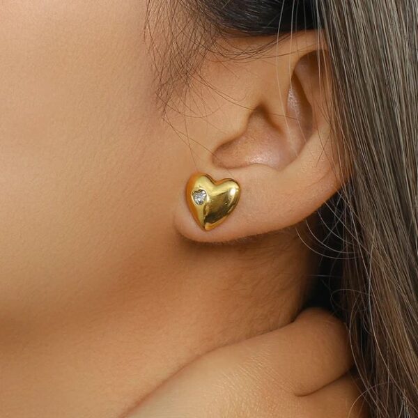 Small heart Shape anti tarnish Earrings For Women