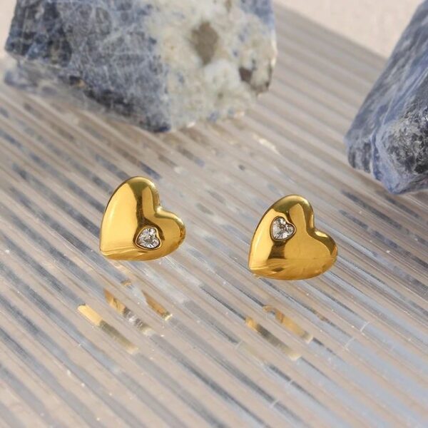 Small heart Shape anti tarnish Earrings For Women