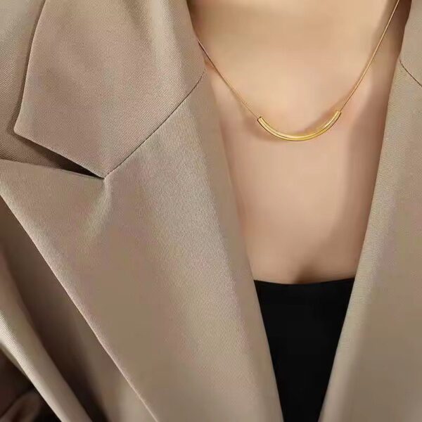 Anti Tarnish Stainless Steel  U Shape necklace