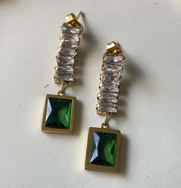 Gold plated  drop earrings anti tarnish and waterproof
