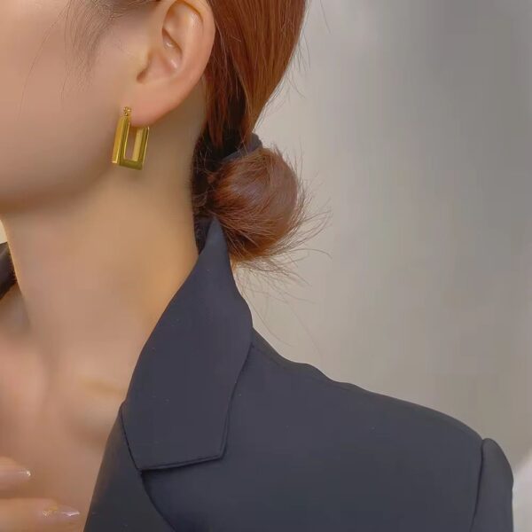 Square Chunky anti tarnish Hoop Earrings