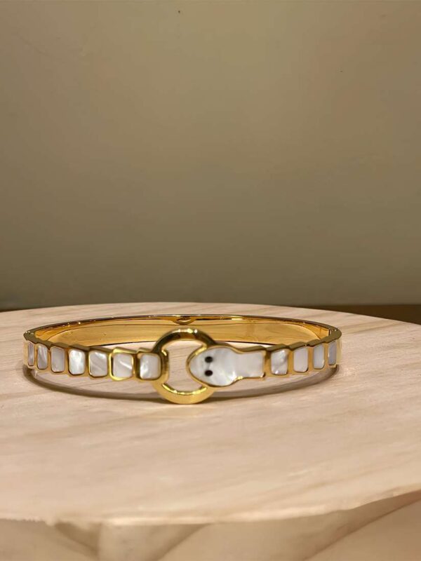Daily Wear anti tarnish water proof bracelet
