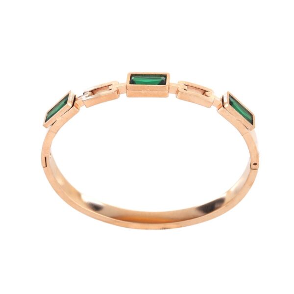 Anti Tarnish Water proof stainless steel bracelet for men and women