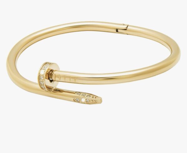Stainless steel anti tarnish nail bracelet