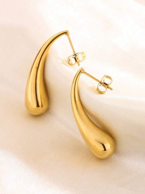 anti tarnish Tear drop earrings