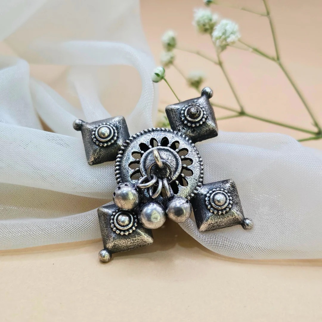 Ethnic Oxidised Adjustable Finger Ring