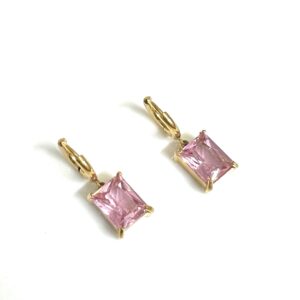 Elegantly crafted pink small square shaped earrings